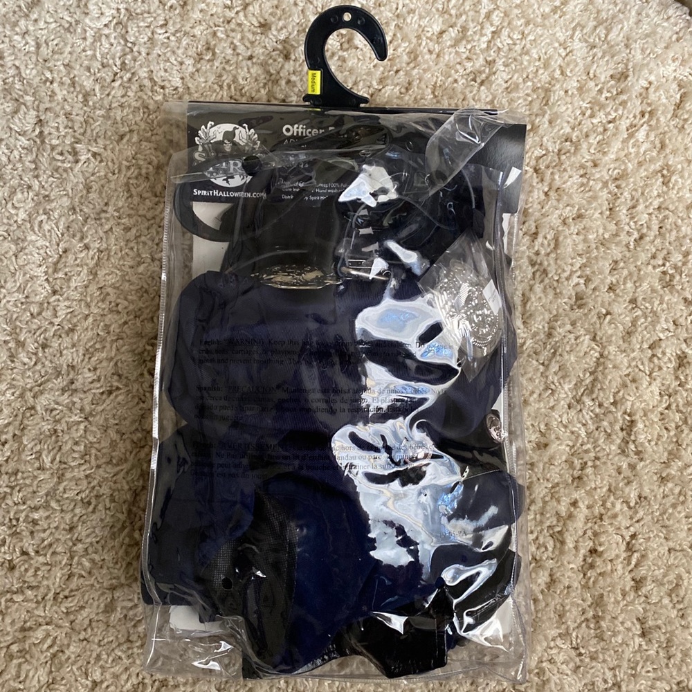 Sexy Police Costume + Accesories - Picture 4 of 8